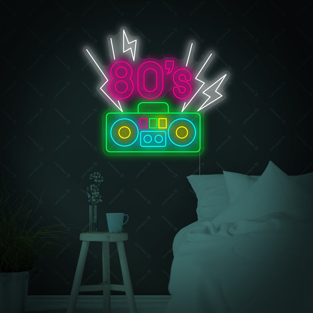 "80-luvun kirjoitus kasettisoitin" Neonkyltti