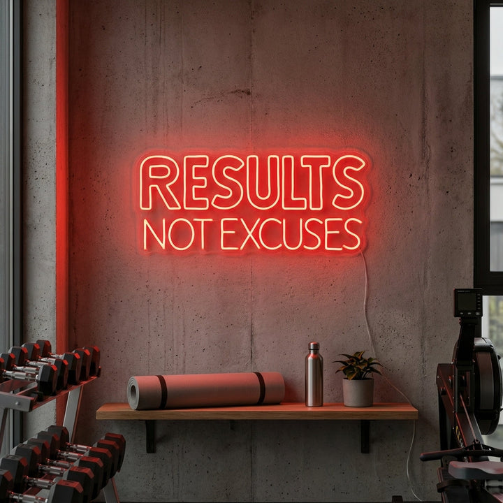 "Results Not Excuses, Kuntosali Sisustus, Kuntosali Lainauksia, Fitness Lainauksia, Workout Lainauksia" Neonkyltti