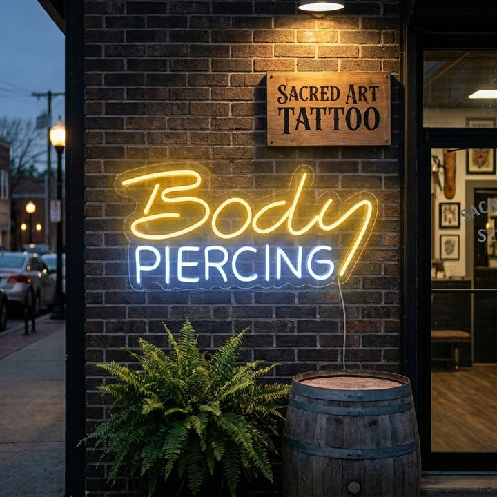 "Body Piercing" Neonkyltti