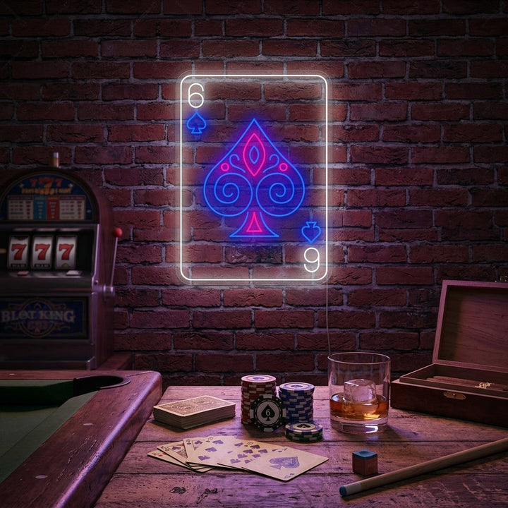 "kuusi pata pelikortti" Neonkyltti