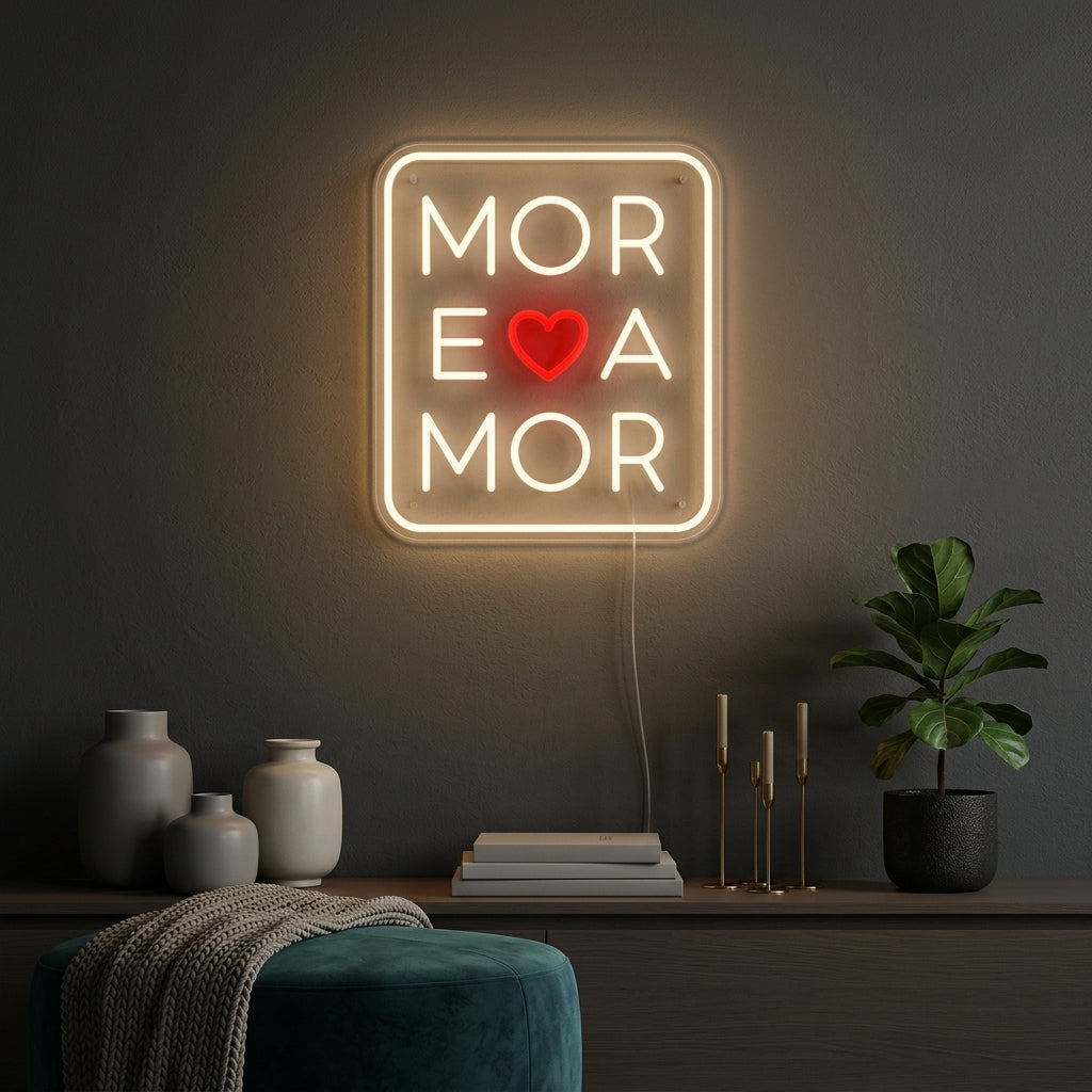 "More Amor Love" Neonkyltti