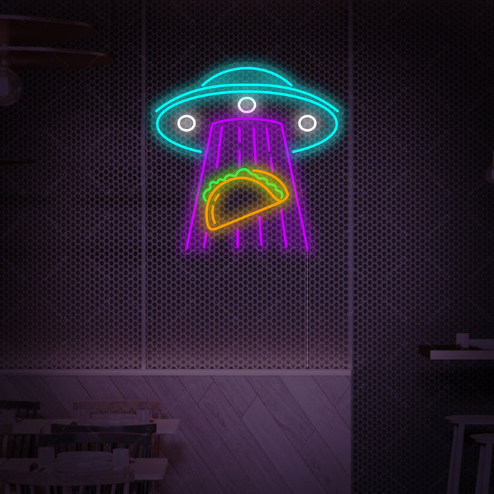 "Ufo sieppaavat tacoja" Neonkyltti