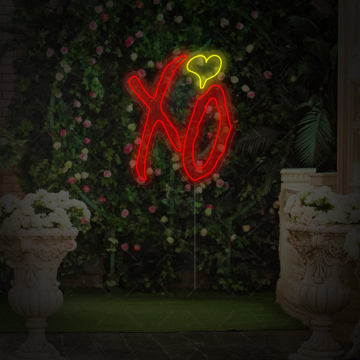 "XO" Neonkyltti