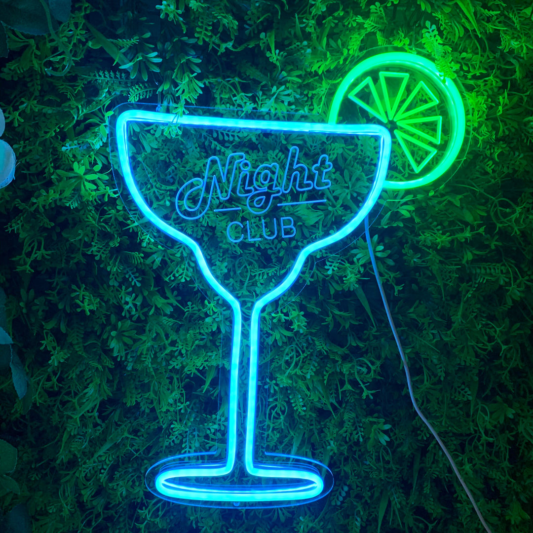 "Night Club" Pieni Neonkyltti