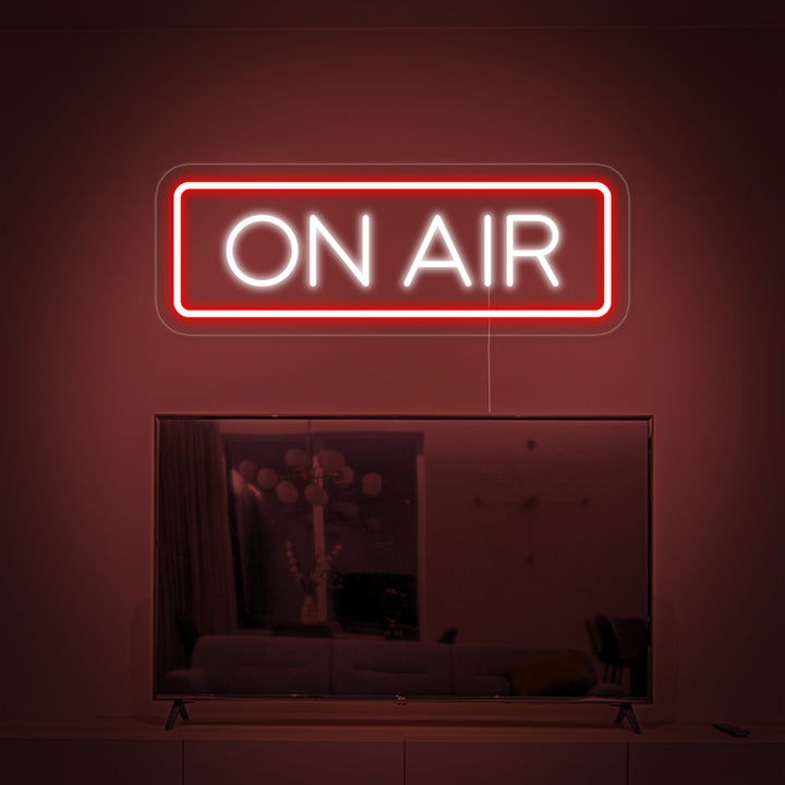 "ON AIR NEON LETTERS" Neonkyltti