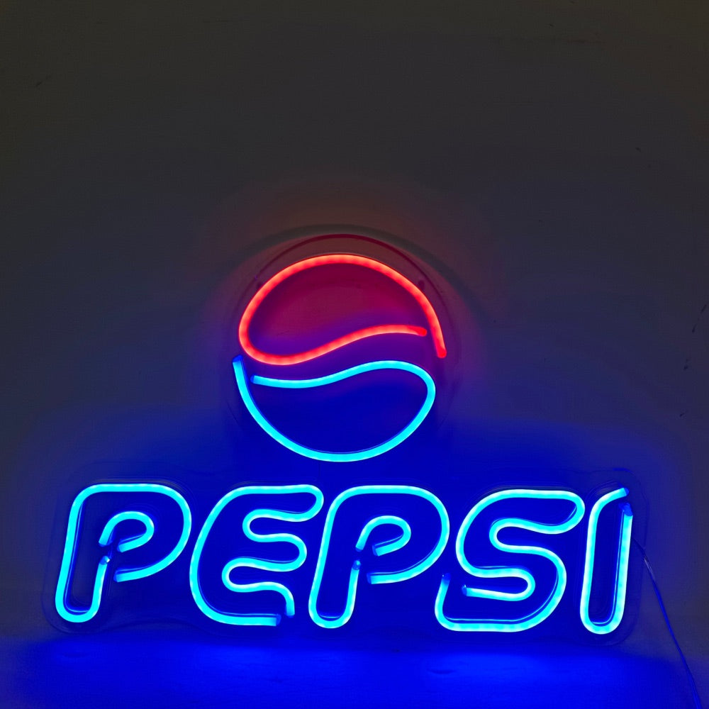 Valmis Pepsi-logon neonkyltti hohtaa punaisina ja sinisinä